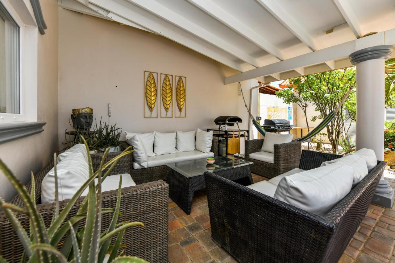 Villa Swiss Paradise With Private Pool Palm Beach Buitenkant foto