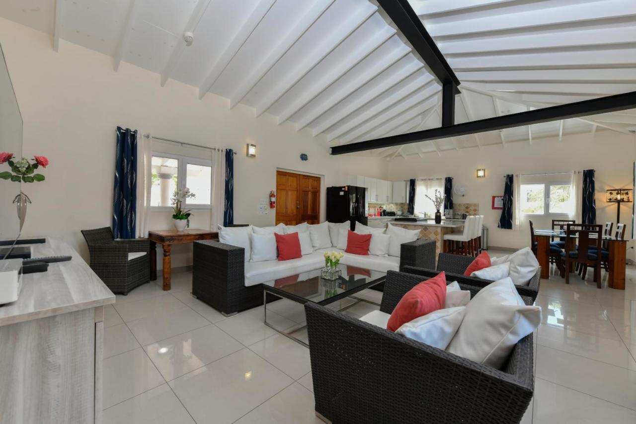 Villa Swiss Paradise With Private Pool Palm Beach Buitenkant foto