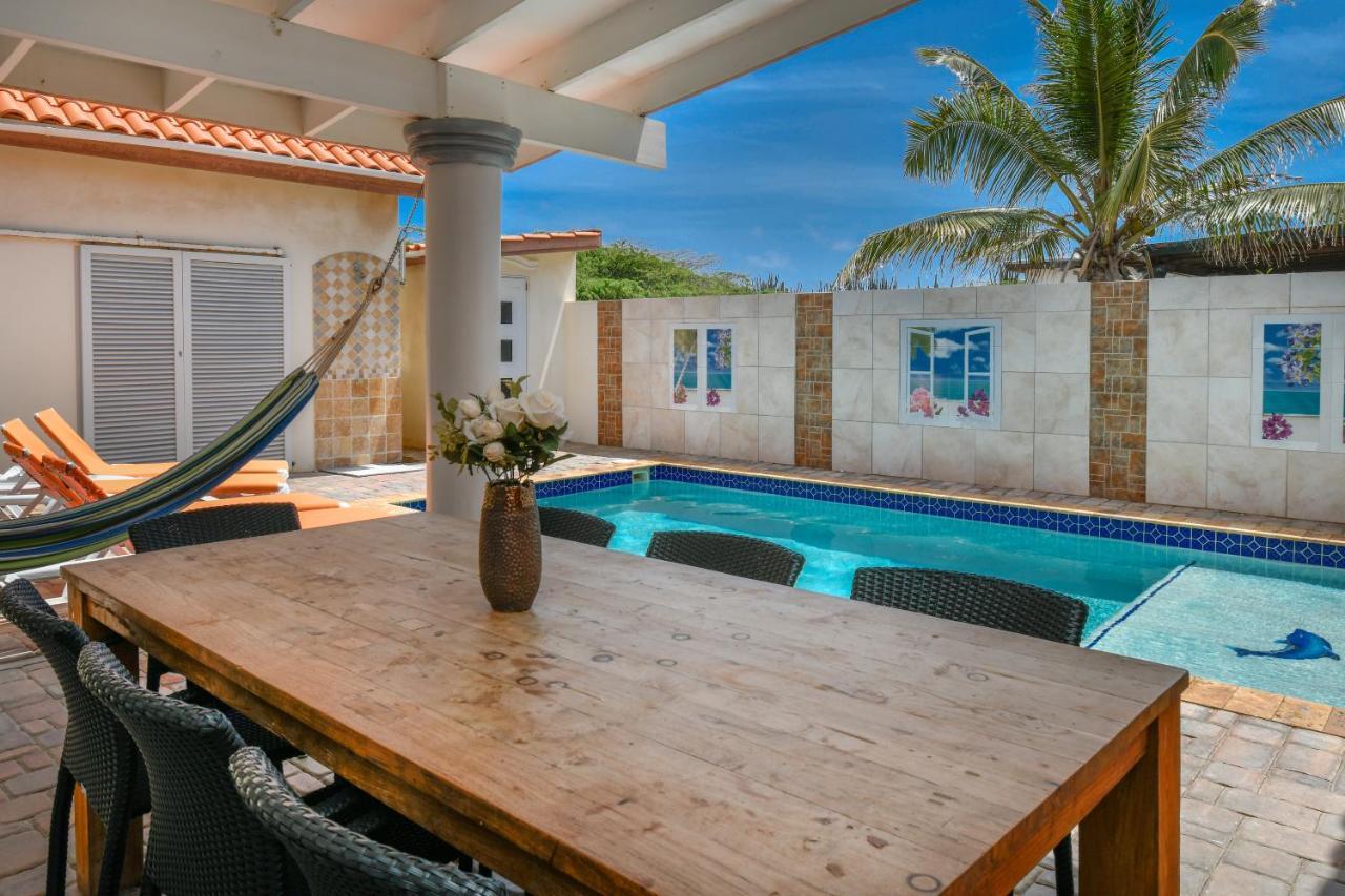 Villa Swiss Paradise With Private Pool Palm Beach Buitenkant foto
